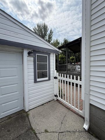 1995 Midvale Avenue, Ypsilanti, MI 48197