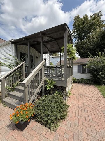 1995 Midvale Avenue, Ypsilanti, MI 48197