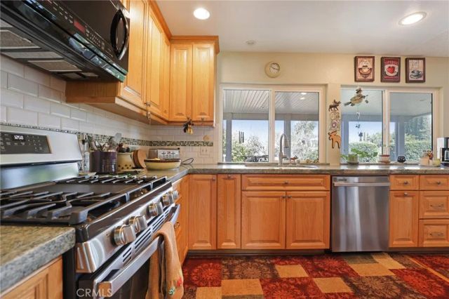 1183 Via Santiago, Corona, CA 92882