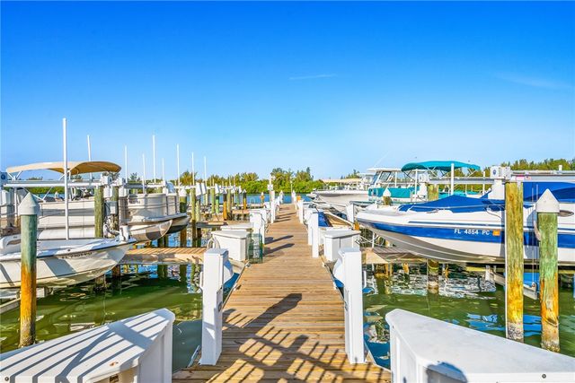 8830 S Sea Oaks Way 103, Vero Beach, FL 32963