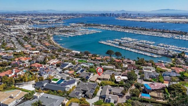 711 Armada, San Diego, CA 92106