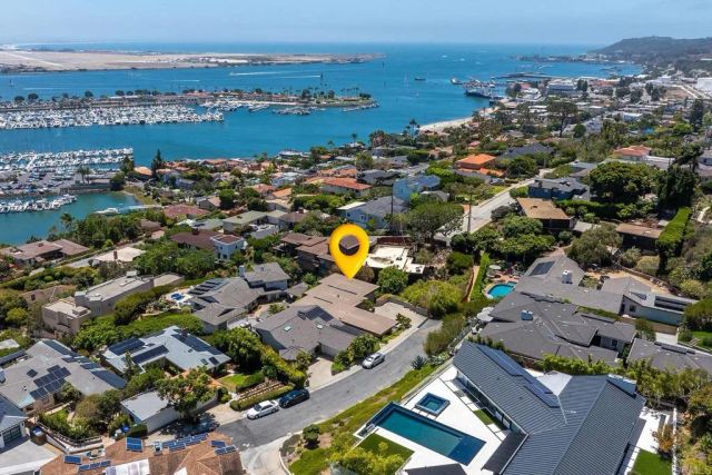 711 Armada, San Diego, CA 92106