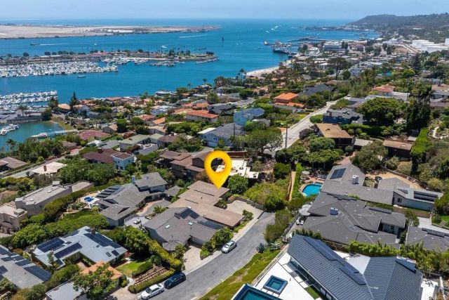 711 Armada, San Diego, CA 92106