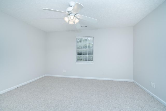82 Edgewater Drive, Ringgold, GA 30736