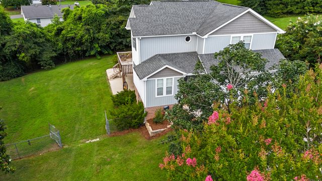 82 Edgewater Drive, Ringgold, GA 30736