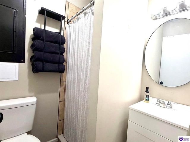83 Tall Oak Court, Elizabethtown, KY 42701