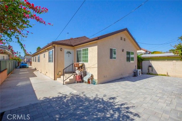 836 Edgemont Street, Los Angeles, CA 90029