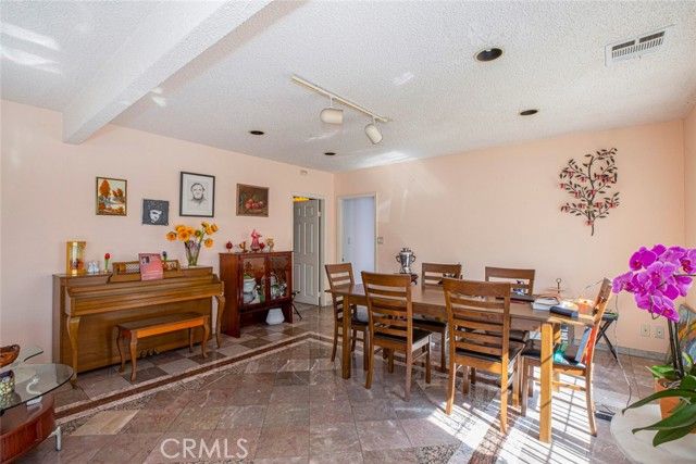 836 Edgemont Street, Los Angeles, CA 90029