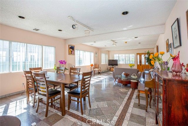 836 Edgemont Street, Los Angeles, CA 90029