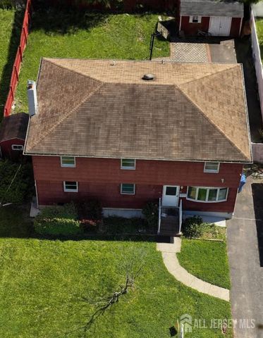 35 N Fiat Avenue, Iselin, NJ 08830