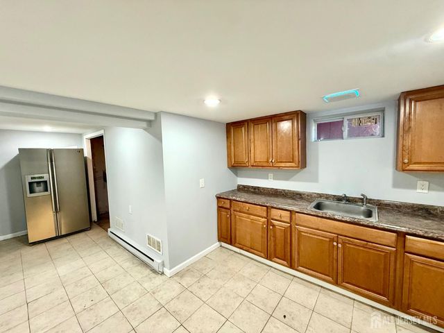 35 N Fiat Avenue, Iselin, NJ 08830