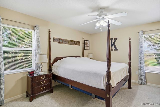 540 N Lake Circle, Crystal River, FL 34429