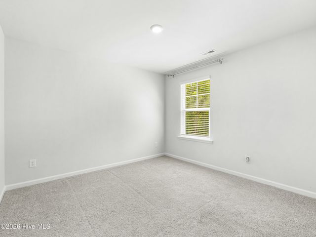 167 Evergreen Forest Court, Sneads Ferry, NC 28460