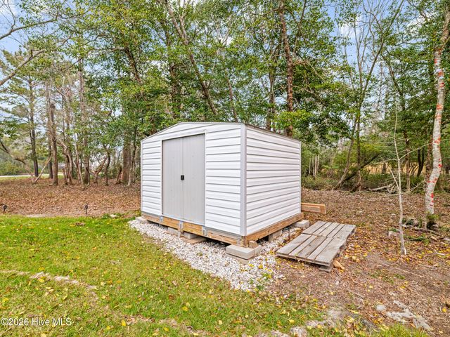167 Evergreen Forest Court, Sneads Ferry, NC 28460