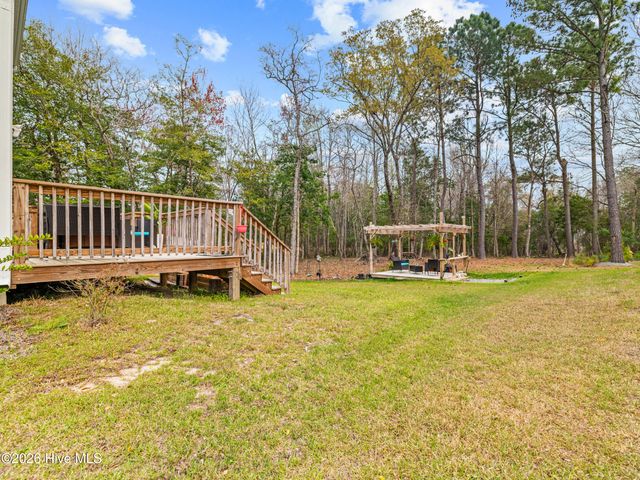 167 Evergreen Forest Court, Sneads Ferry, NC 28460