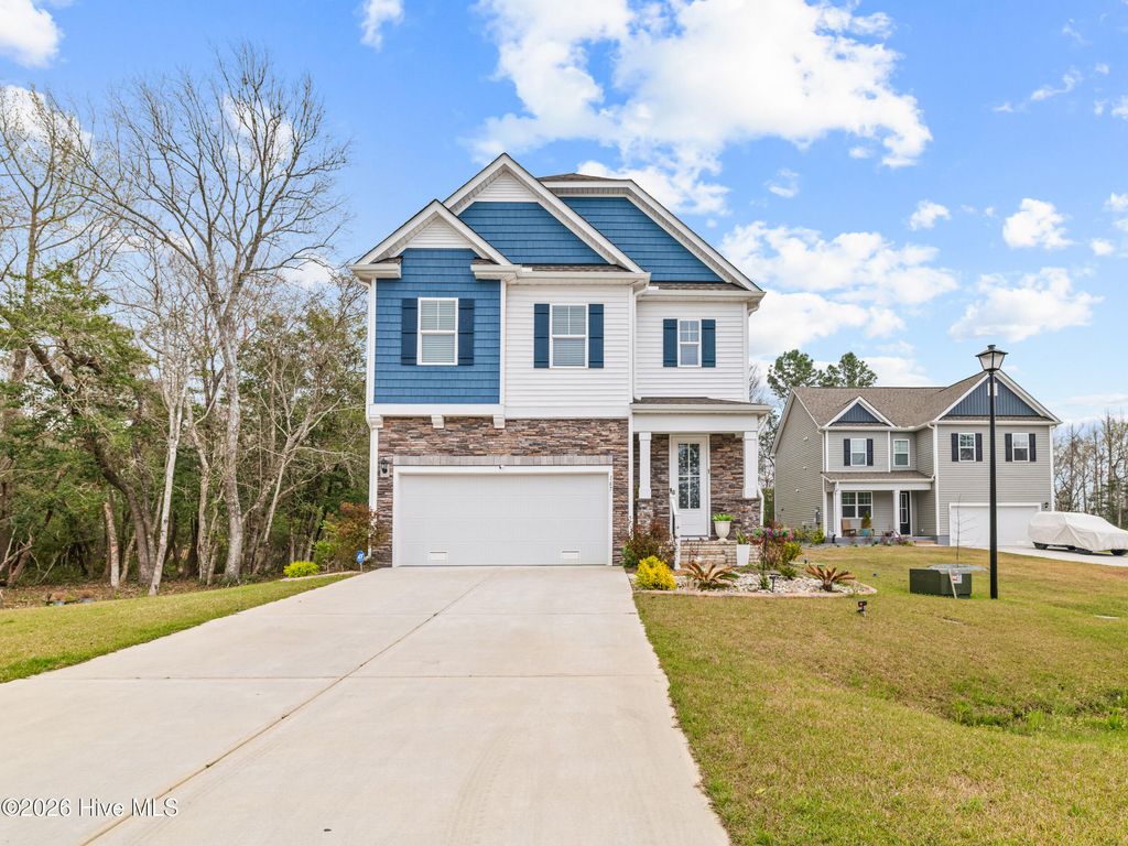 167 Evergreen Forest Court, Sneads Ferry, NC 28460