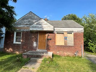 7406 Rosemont Avenue, Detroit, MI 48228