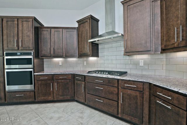 8180 W SILVER SPRING Way, Florence, AZ 85132