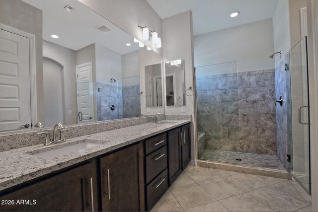 8180 W SILVER SPRING Way, Florence, AZ 85132