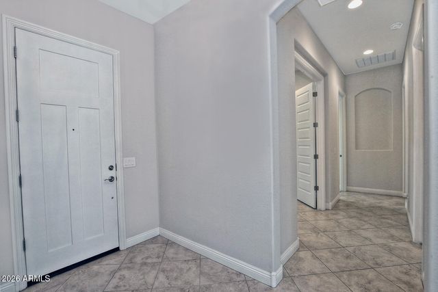 8180 W SILVER SPRING Way, Florence, AZ 85132