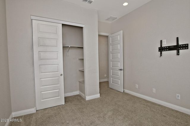 8180 W SILVER SPRING Way, Florence, AZ 85132