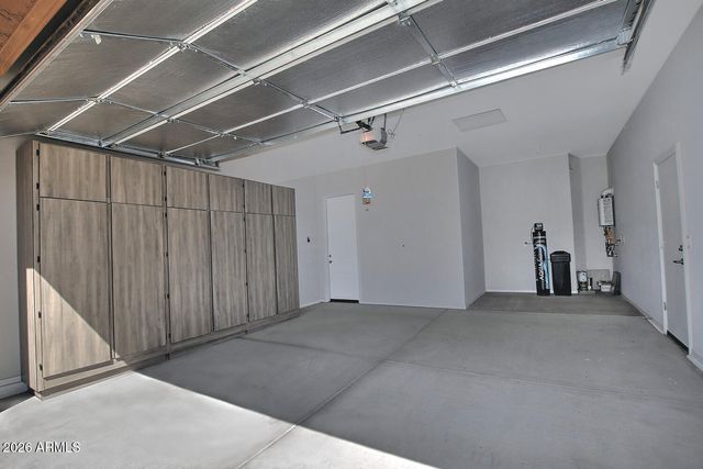 8180 W SILVER SPRING Way, Florence, AZ 85132