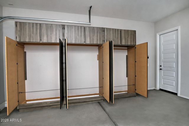 8180 W SILVER SPRING Way, Florence, AZ 85132