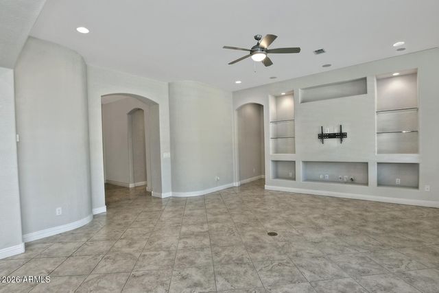 8180 W SILVER SPRING Way, Florence, AZ 85132