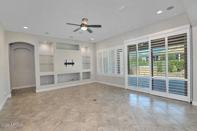 8180 W SILVER SPRING Way, Florence, AZ 85132