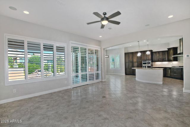 8180 W SILVER SPRING Way, Florence, AZ 85132