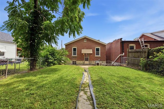 4756 Hannover Avenue, St Louis, MO 63123