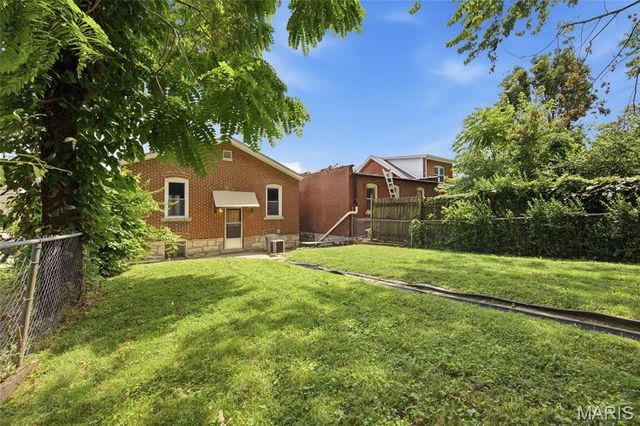4756 Hannover Avenue, St Louis, MO 63123