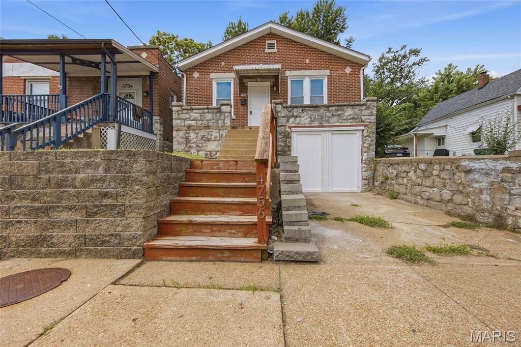 4756 Hannover Avenue, St Louis, MO 63123