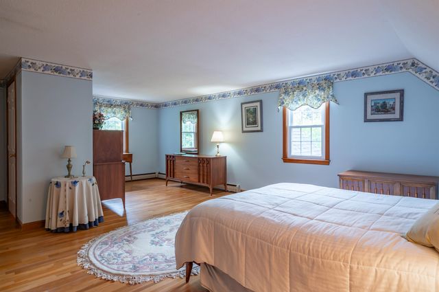 6 Gerard Drive, Merrimack, NH 03054