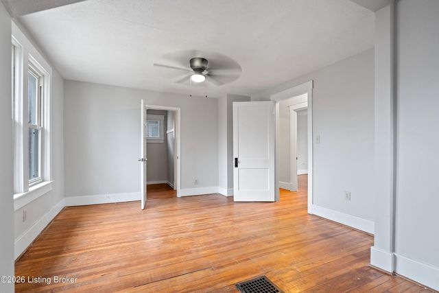 4026 W Broadway, Louisville, KY 40211