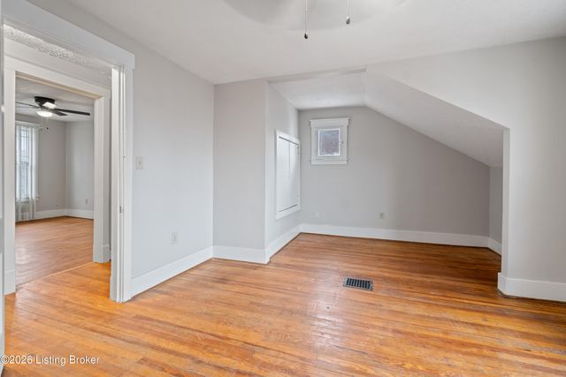 4026 W Broadway, Louisville, KY 40211