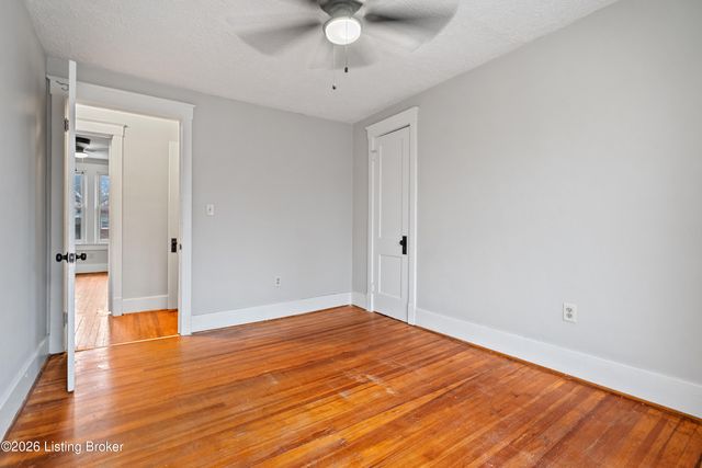 4026 W Broadway, Louisville, KY 40211