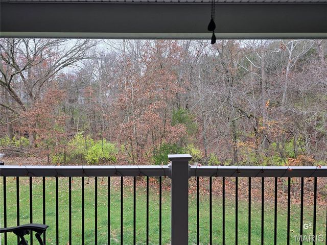 5910 Creek Side Place, Cedar Hill, MO 63016