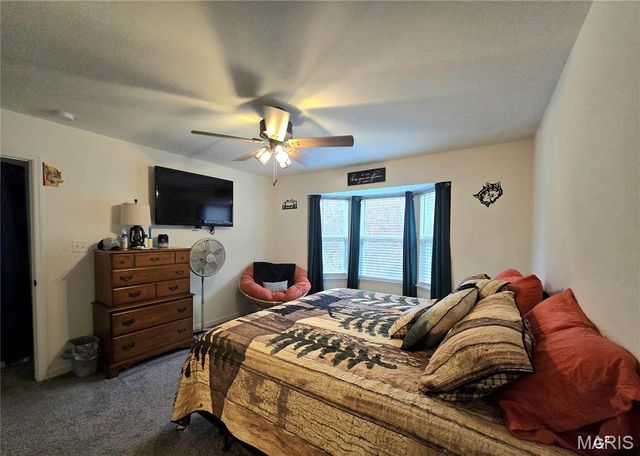 5910 Creek Side Place, Cedar Hill, MO 63016