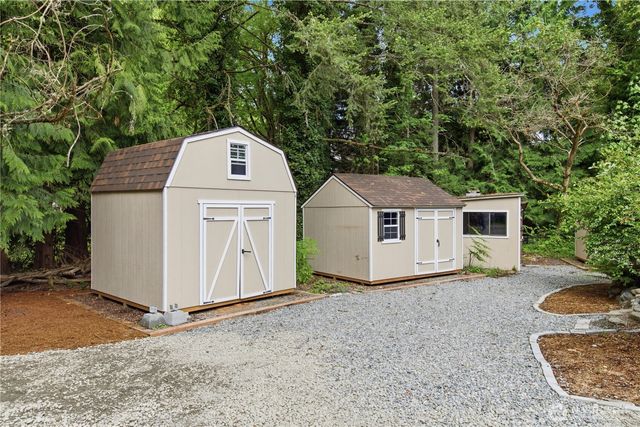 18506 SE 294th Street, Kent, WA 98042
