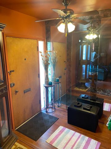 549 W 95th Street, Chicago, IL 60628