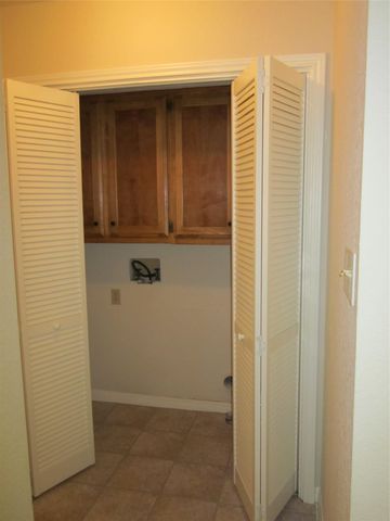 102 Verna SPUR B, Georgetown, TX 78628