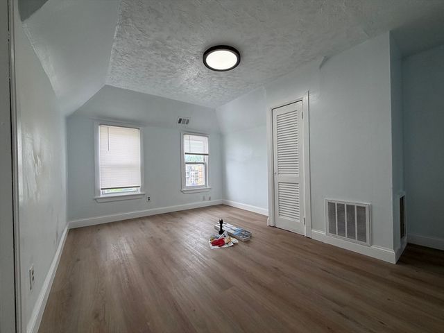 3886-3888 Washington St 3, Boston, MA 02131