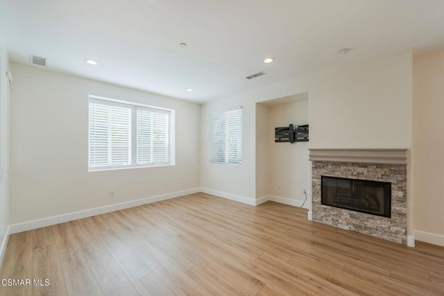 4117 Orontes Way B, Simi Valley, CA 93063