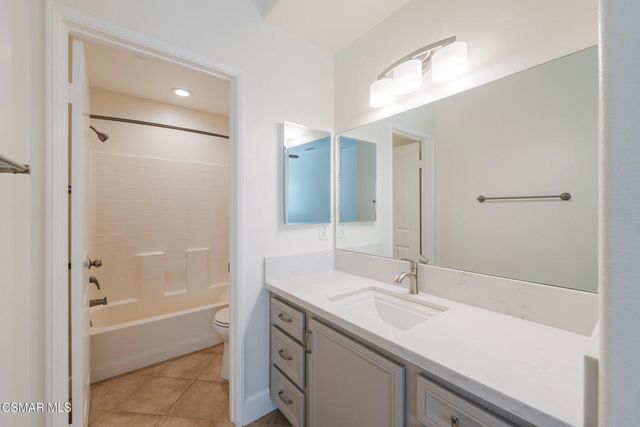 4117 Orontes Way B, Simi Valley, CA 93063