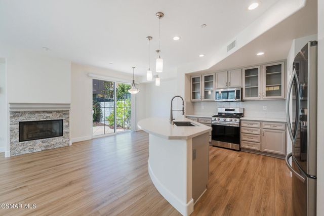 4117 Orontes Way B, Simi Valley, CA 93063