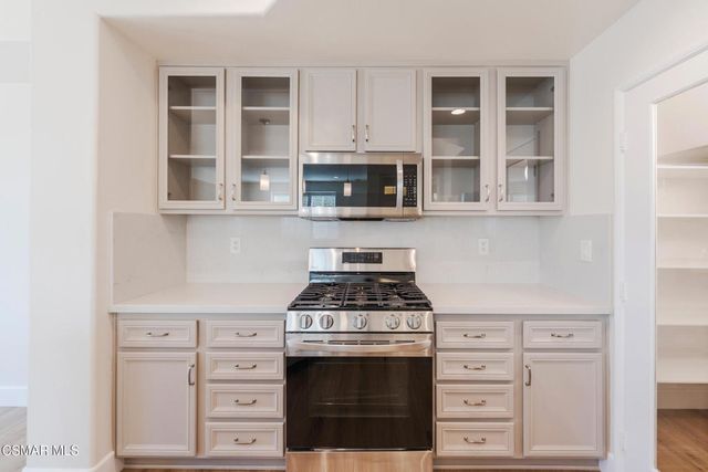 4117 Orontes Way B, Simi Valley, CA 93063