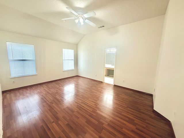5606 Indian Hill Drive, Arlington, TX 76018