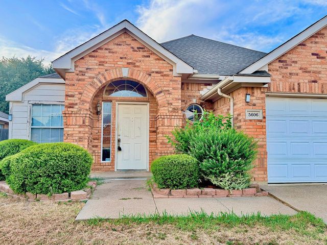 5606 Indian Hill Drive, Arlington, TX 76018