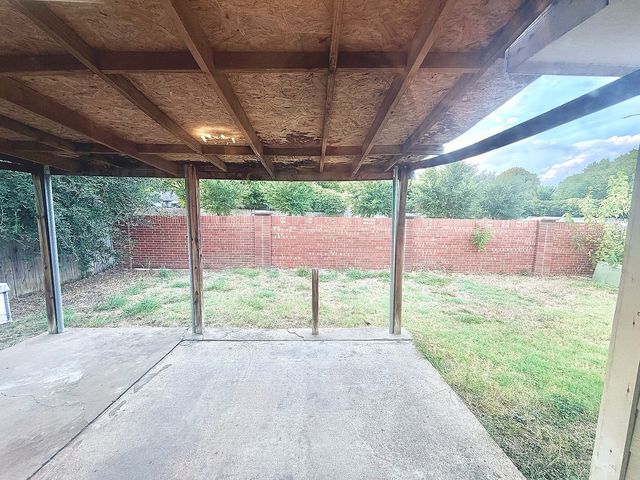 5606 Indian Hill Drive, Arlington, TX 76018